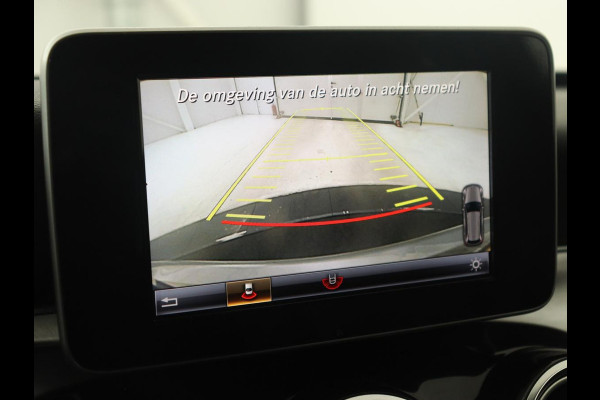 Mercedes-Benz C-Klasse 180 AMG | Leder | Stoelverwarming | Full LED | Camera | Park Assist | Navigatie | Bluetooth