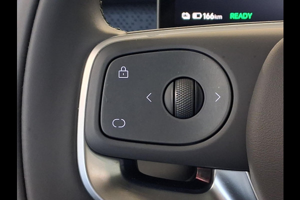 Leapmotor B10 Design ProMax 67.1 kWh | Navigatie | 360° Camera | Stoelverwarming/Ventilatie | Stuurverwarming | Handsfree Kofferklep | Panoramadak |