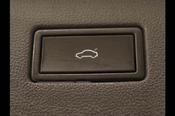 Volkswagen Tiguan Allspace 1.5 TSI R Line | Stoelverwarming | Camera | Adaptive cruise | Carplay | Navigatie | Full LED | 20'' | Keyless | Park Assist