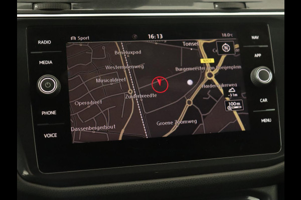 Volkswagen Tiguan Allspace 1.5 TSI R Line | Stoelverwarming | Camera | Adaptive cruise | Carplay | Navigatie | Full LED | 20'' | Keyless | Park Assist