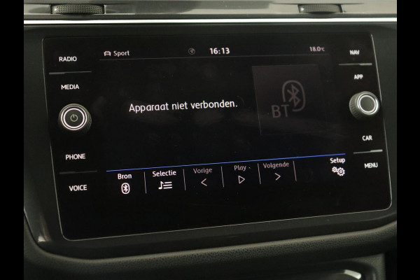 Volkswagen Tiguan Allspace 1.5 TSI R Line | Stoelverwarming | Camera | Adaptive cruise | Carplay | Navigatie | Full LED | 20'' | Keyless | Park Assist