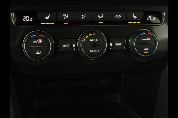 Volkswagen Tiguan Allspace 1.5 TSI R Line | Stoelverwarming | Camera | Adaptive cruise | Carplay | Navigatie | Full LED | 20'' | Keyless | Park Assist