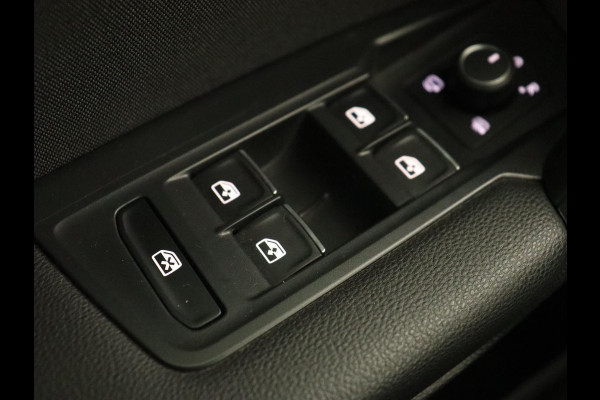 Volkswagen Tiguan Allspace 1.5 TSI R Line | Stoelverwarming | Camera | Adaptive cruise | Carplay | Navigatie | Full LED | 20'' | Keyless | Park Assist