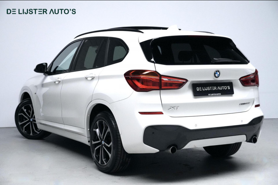 BMW X1 xDrive20i M Sport High Executive Facelift Automaat 192 PK | Pano-dak | CarPlay | Acc | HUD| Leder + Verward | Led | Pdc | Dealer