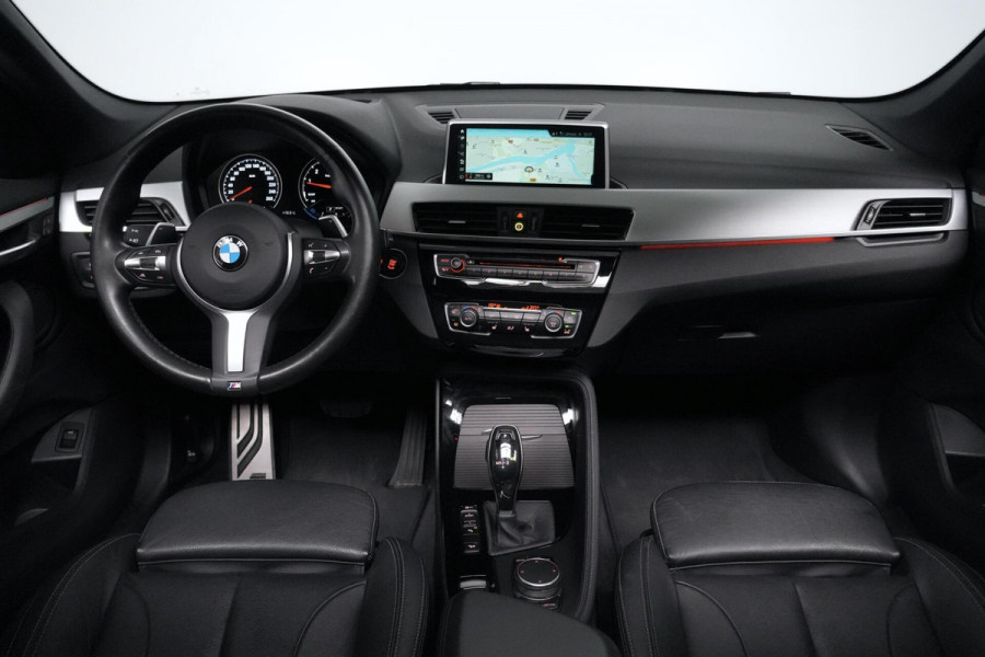 BMW X1 xDrive20i M Sport High Executive Facelift Automaat 192 PK | Pano-dak | CarPlay | Acc | HUD| Leder + Verward | Led | Pdc | Dealer