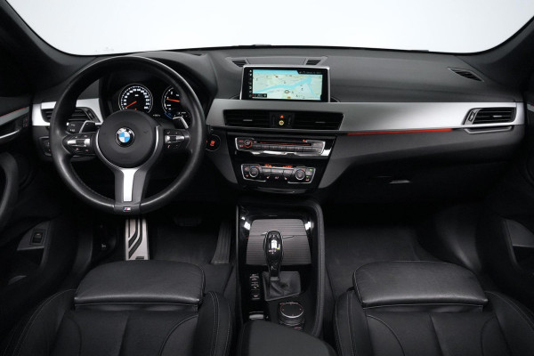 BMW X1 xDrive20i M Sport High Executive Facelift Automaat 192 PK | Pano-dak | CarPlay | Acc | HUD| Leder + Verward | Led | Pdc | Dealer