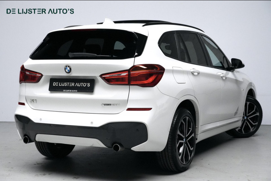 BMW X1 xDrive20i M Sport High Executive Facelift Automaat 192 PK | Pano-dak | CarPlay | Acc | HUD| Leder + Verward | Led | Pdc | Dealer