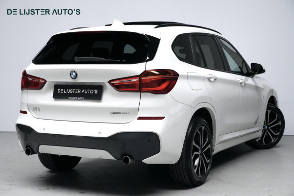 BMW X1 xDrive20i M Sport High Executive Facelift Automaat 192 PK | Pano-dak | CarPlay | Acc | HUD| Leder + Verward | Led | Pdc | Dealer