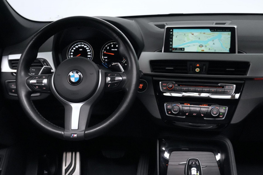 BMW X1 xDrive20i M Sport High Executive Facelift Automaat 192 PK | Pano-dak | CarPlay | Acc | HUD| Leder + Verward | Led | Pdc | Dealer