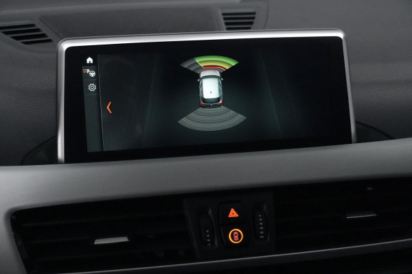 BMW X1 xDrive20i M Sport High Executive Facelift Automaat 192 PK | Pano-dak | CarPlay | Acc | HUD| Leder + Verward | Led | Pdc | Dealer