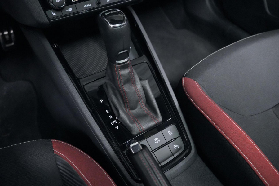 Škoda Kamiq 1.0 TSI Monte Carlo Sport Automaat | Pano-dak | Virtual | CarPlay | Stoelverwarming | Cruise | Camera | Led | Pdc |