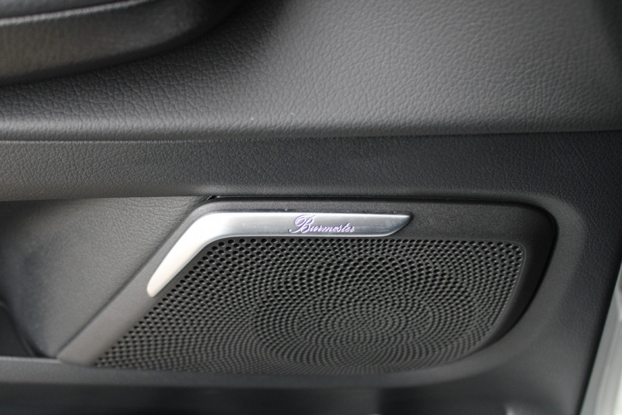 Mercedes-Benz V-Klasse 250d / Aut / Lang / DC / 2x Schuifdeur / Burmester / MBUX (apple carplay) / Vol Opties / NIEUWSTAAT