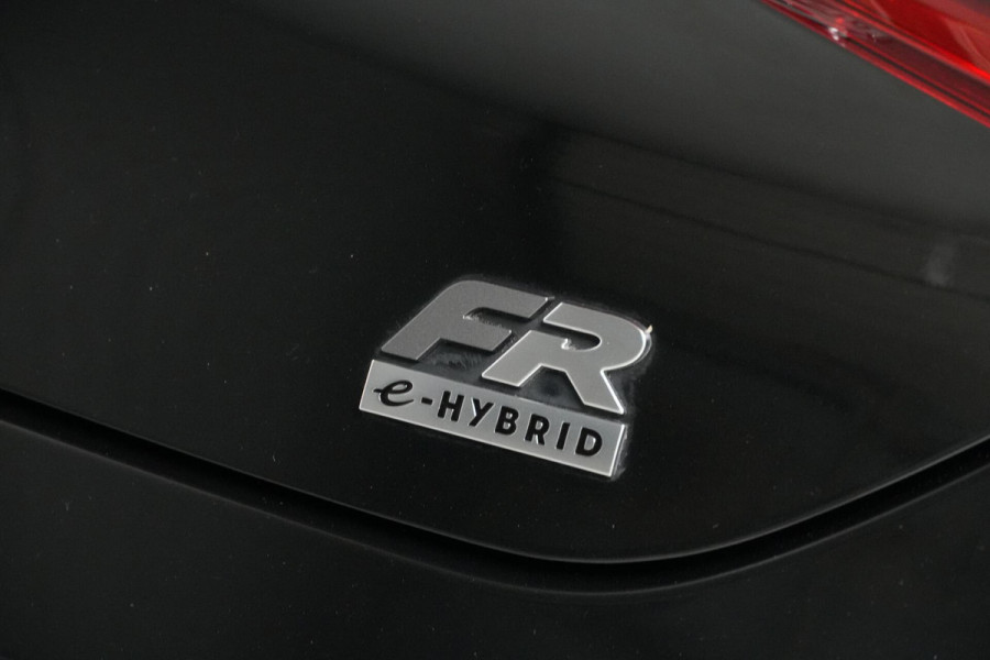 Seat Leon 1.4 TSI eHybrid PHEV FR Sport | Pano-dak | Virtual | CarPlay | Acc | Memory | Stoel + Stuurverwarming | Camera | Led | Pdc |