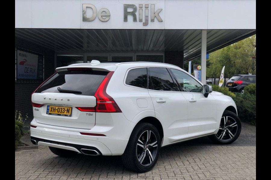Volvo XC60 2.0 T5 R-Design | Pano, Navi, Stoel+Stuurverw., 360 Camera, Carplay/Android, Leder/Alcant. | Dealeronderhouden | NAP |