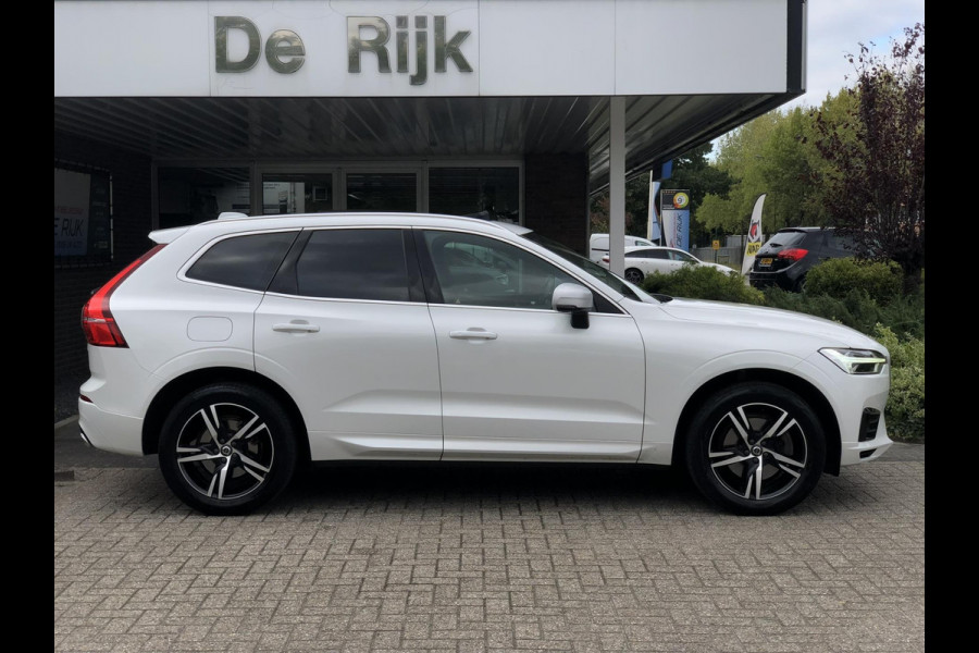 Volvo XC60 2.0 T5 R-Design | Pano, Navi, Stoel+Stuurverw., 360 Camera, Carplay/Android, Leder/Alcant. | Dealeronderhouden | NAP |