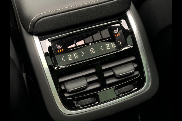 Volvo XC60 2.0 T5 R-Design | Pano, Navi, Stoel+Stuurverw., 360 Camera, Carplay/Android, Leder/Alcant. | Dealeronderhouden | NAP |