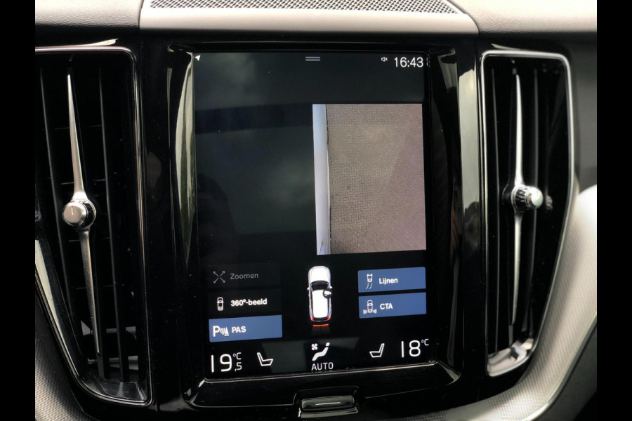 Volvo XC60 2.0 T5 R-Design | Pano, Navi, Stoel+Stuurverw., 360 Camera, Carplay/Android, Leder/Alcant. | Dealeronderhouden | NAP |