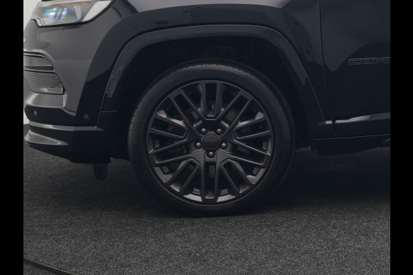 Jeep Compass 4xe 240 Plug In Hybrid Electric S 240pk Dealer O.H PHEV | Panodak | Adaptive Cruise | Lederen Sportstoelen Memory & Ventilatie | Apple Carplay | Keyless | Stuur Verwarmd | Navigatie | Blis | Virtual | DAB |