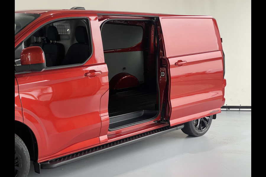 Ford Transit Custom 320 2.0 TDCI L2H1 170PK NEXT LEVEL / Raptor gril / Navi / Camera