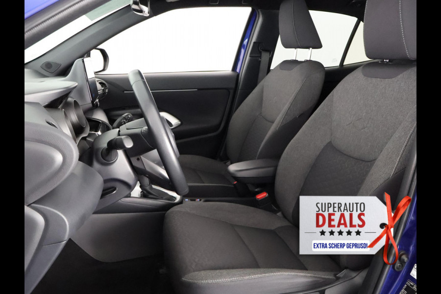 Toyota Yaris Cross 1.5 HYBRID BI-TONE EXPLORE-PACK GARANTIE 3-2033 NAVI.CAMERA.BSM. PDC V+A