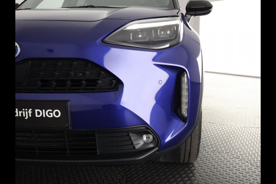 Toyota Yaris Cross 1.5 HYBRID BI-TONE EXPLORE-PACK GARANTIE 3-2033 NAVI.CAMERA.BSM. PDC V+A