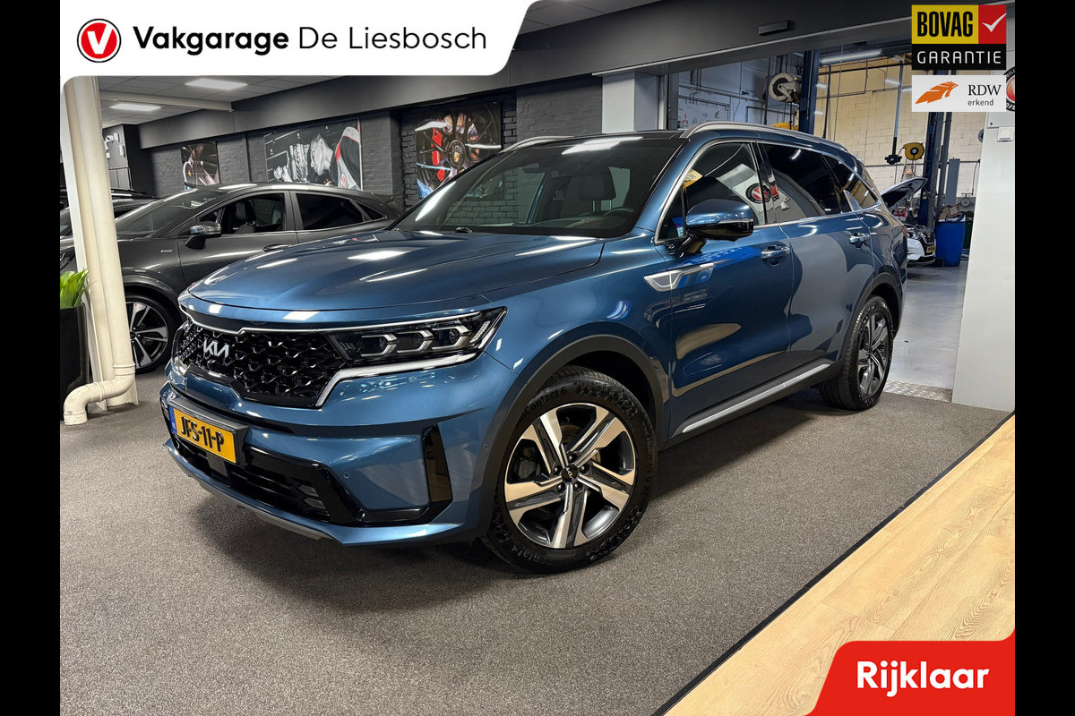 Kia Sorento 1.6 T-GDI Plug-in Hybrid 4WD ExecutiveLine 7persoons / 360 camera / trekhaak / head-up Kia Sorento 1.6 T-GDI Plug-in Hybrid 4WD ExecutiveLine 7persoons / 360 camera / trekhaak / head-up