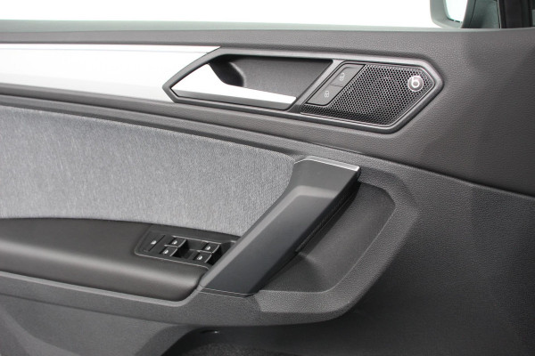 Seat Tarraco 1.5 TSI DSG Style 7p. Navigatie | Adaptive Cruise Control | 18 Inch Lichtmetalen Velgen | Elektrische Trekhaak | BEATS Audio | Elektrische Achterklep |