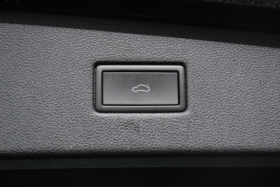 Seat Tarraco 1.5 TSI DSG Style 7p. Navigatie | Adaptive Cruise Control | 18 Inch Lichtmetalen Velgen | Elektrische Trekhaak | BEATS Audio | Elektrische Achterklep |