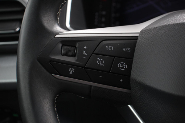 Seat Tarraco 1.5 TSI DSG Style 7p. Navigatie | Adaptive Cruise Control | 18 Inch Lichtmetalen Velgen | Elektrische Trekhaak | BEATS Audio | Elektrische Achterklep |