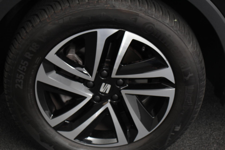 Seat Tarraco 1.5 TSI DSG Style 7p. Navigatie | Adaptive Cruise Control | 18 Inch Lichtmetalen Velgen | Elektrische Trekhaak | BEATS Audio | Elektrische Achterklep |