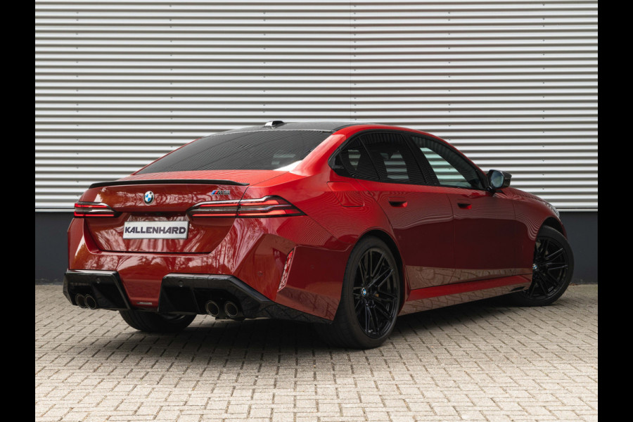 BMW 5 Serie M5 - Carbon Brakes - Bowers & Wilkins - Ultimate Pack BMW 5 Serie M5 - Carbon Brakes - Bowers & Wilkins - Ultimate Pack