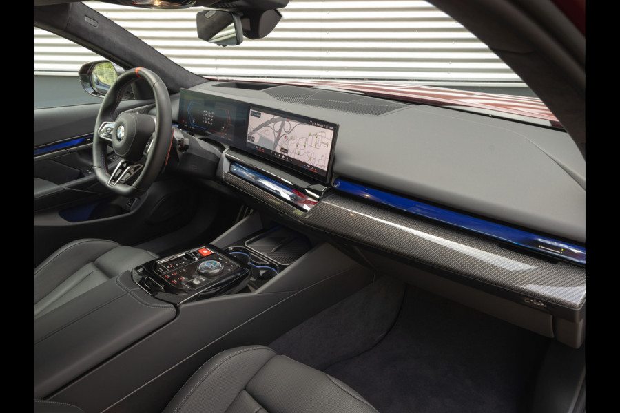 BMW 5 Serie M5 - Carbon Brakes - Bowers & Wilkins - Ultimate Pack BMW 5 Serie M5 - Carbon Brakes - Bowers & Wilkins - Ultimate Pack