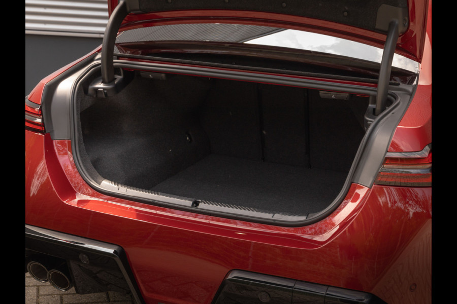 BMW 5 Serie M5 - Carbon Brakes - Bowers & Wilkins - Ultimate Pack BMW 5 Serie M5 - Carbon Brakes - Bowers & Wilkins - Ultimate Pack