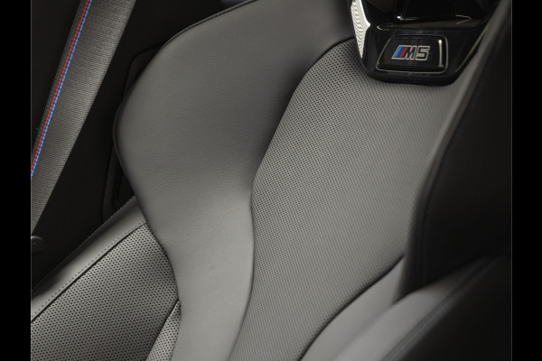 BMW 5 Serie M5 - Carbon Brakes - Bowers & Wilkins - Ultimate Pack BMW 5 Serie M5 - Carbon Brakes - Bowers & Wilkins - Ultimate Pack