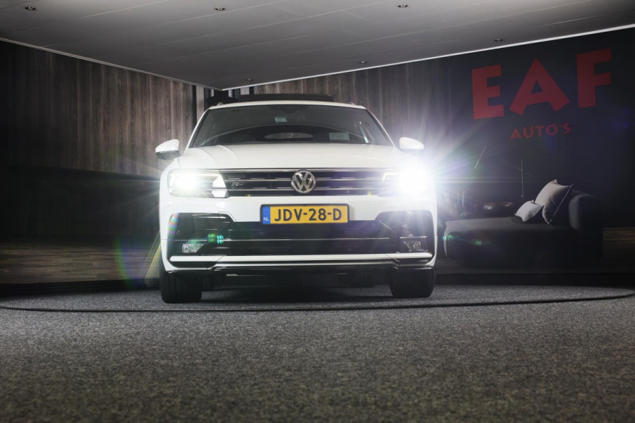Volkswagen Tiguan 2.0 TSI 4Motion R Line / 190 Pk / Digital Cockpit / Acc / Lane Assist / Open Pano / Led / Trekhaak / Pdc / 19 In