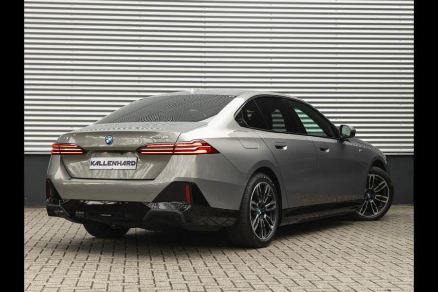 BMW i5 xDrive40 M-Sport - Onderstel Prof - Trekhaak - Bowers & Wilkins - Driving Ass Prof BMW i5 xDrive40 M-Sport - Onderstel Prof - Trekhaak - Bowers & Wilkins - Driving Ass Prof
