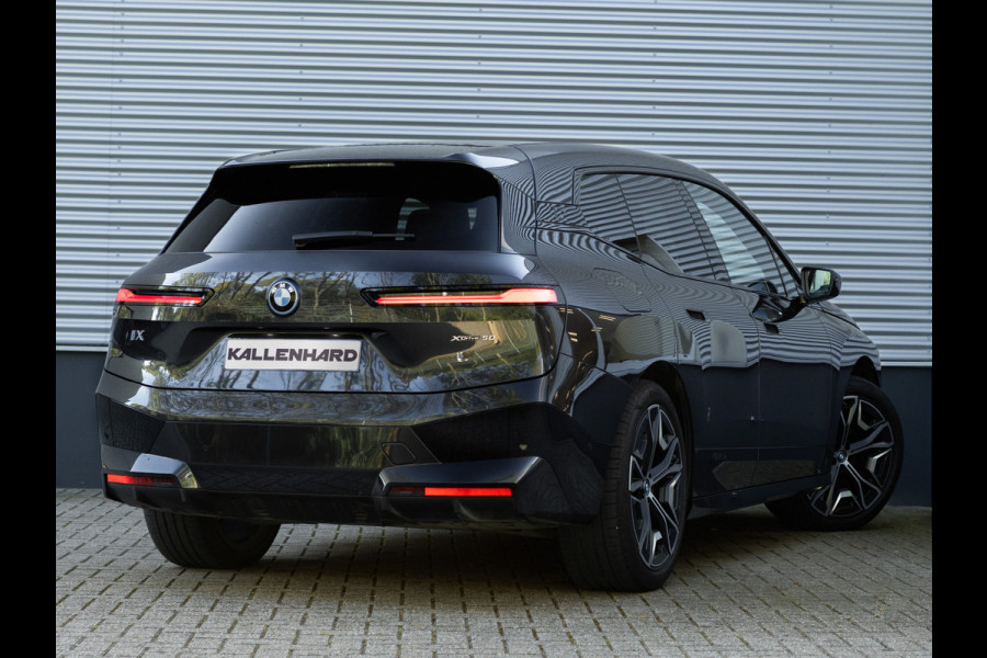 BMW iX xDrive50 - Sportpakket - Pano - Driving Ass Prof - Harman Kardon
