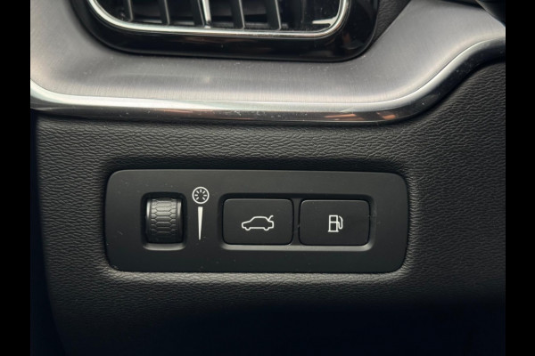 Volvo XC60 2.0 T6 AWD Inscr.Exp FULL PANO CAMERA NAVI LEDER LED PDC Volvo XC60 2.0 T6 AWD Inscr.Exp FULL PANO CAMERA NAVI LEDER LED PDC