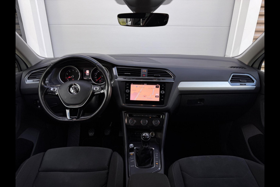 Volkswagen Tiguan 1.4 TSI Comfortline Business AppleCarPlay/Keyless