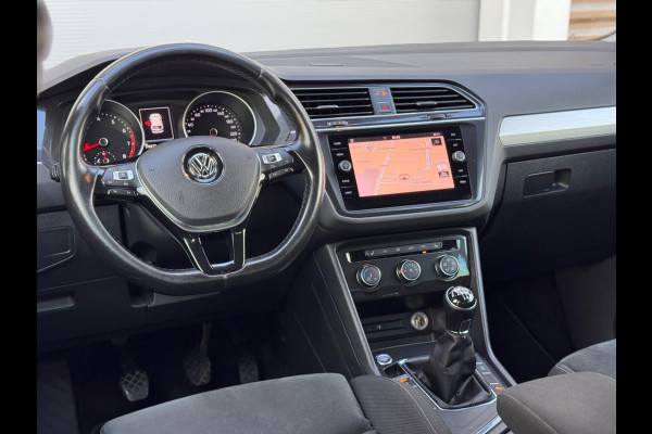Volkswagen Tiguan 1.4 TSI Comfortline Business AppleCarPlay/Keyless
