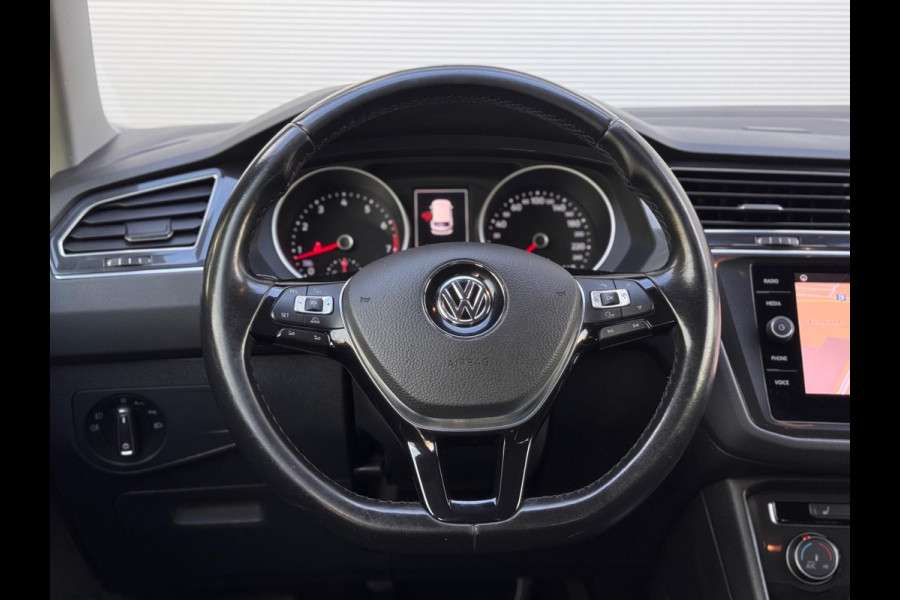 Volkswagen Tiguan 1.4 TSI Comfortline Business AppleCarPlay/Keyless