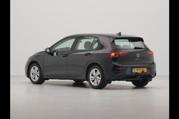 Volkswagen Golf 1.5 TSI 130pk Life Business Navigatie Trekhaak Stoelmemory Camera Stoel/stuurverwarming Carplay 217 Volkswagen Golf 1.5 TSI 130pk Life Business Navigatie Trekhaak Stoelmemory Camera Stoel/stuurverwarming Carplay 217