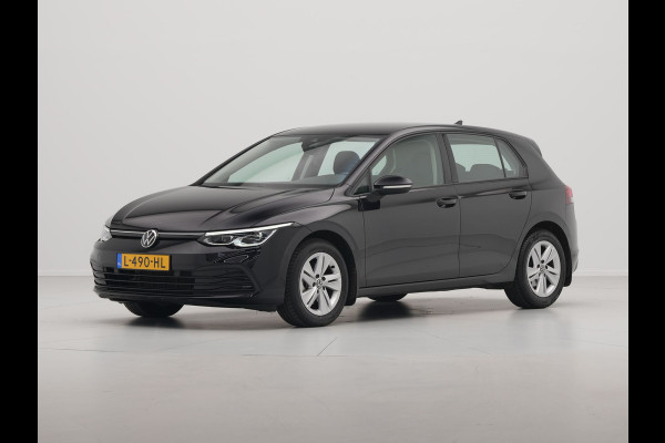 Volkswagen Golf 1.5 TSI 130pk Life Business Navigatie Trekhaak Stoelmemory Camera Stoel/stuurverwarming Carplay 217 Volkswagen Golf 1.5 TSI 130pk Life Business Navigatie Trekhaak Stoelmemory Camera Stoel/stuurverwarming Carplay 217