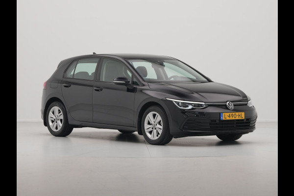 Volkswagen Golf 1.5 TSI 130pk Life Business Navigatie Trekhaak Stoelmemory Camera Stoel/stuurverwarming Carplay 217 Volkswagen Golf 1.5 TSI 130pk Life Business Navigatie Trekhaak Stoelmemory Camera Stoel/stuurverwarming Carplay 217