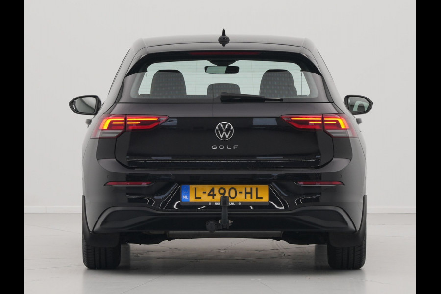 Volkswagen Golf 1.5 TSI 130pk Life Business Navigatie Trekhaak Stoelmemory Camera Stoel/stuurverwarming Carplay 217 Volkswagen Golf 1.5 TSI 130pk Life Business Navigatie Trekhaak Stoelmemory Camera Stoel/stuurverwarming Carplay 217