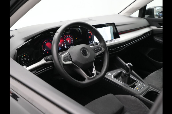 Volkswagen Golf 1.5 TSI 130pk Life Business Navigatie Trekhaak Stoelmemory Camera Stoel/stuurverwarming Carplay 217 Volkswagen Golf 1.5 TSI 130pk Life Business Navigatie Trekhaak Stoelmemory Camera Stoel/stuurverwarming Carplay 217