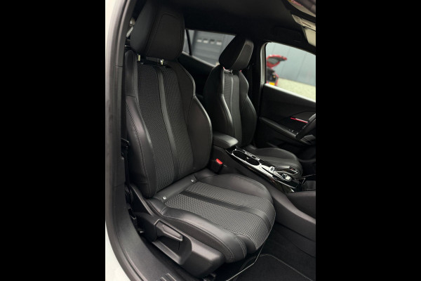 Peugeot 2008 1.2 PureTech GT-line CarPlay Sfeerverlichting