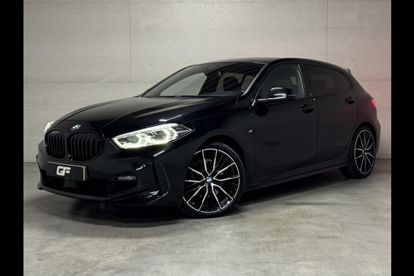 BMW 1-serie 118i M Sport CarPlay Cruise Leer Sfeer Camera NAP