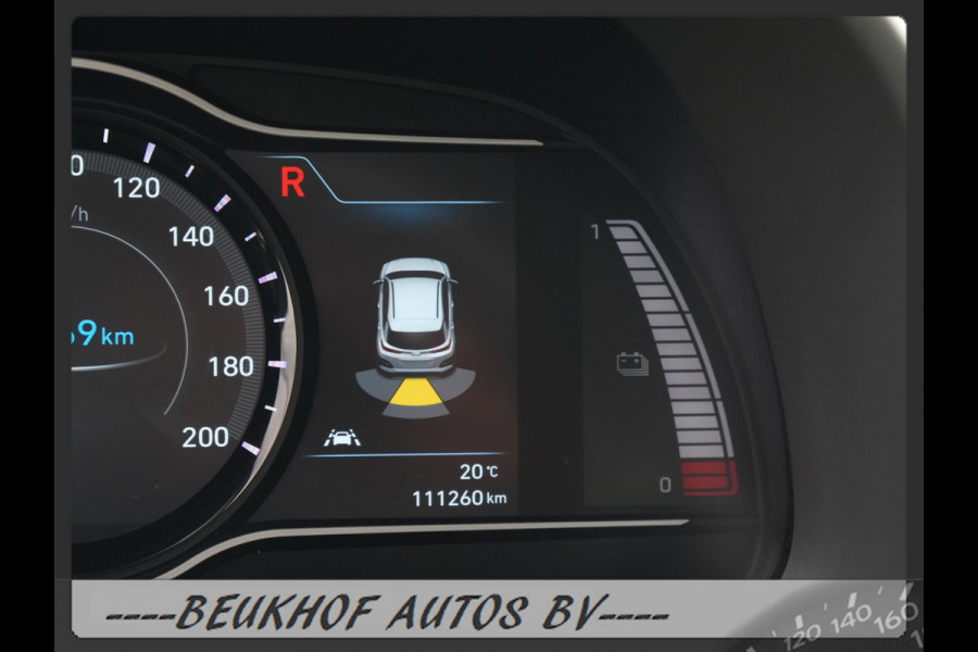 Hyundai Kona EV Comfort 64 kWh Carplay Navi Camera Soh 100%