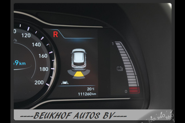 Hyundai Kona EV Comfort 64 kWh Carplay Navi Camera Soh 100%